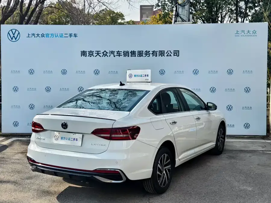 Volkswagen Lavida Lavida 2024 300TSI DSG Starry Sky Leading Edition 2024 — миниатюра 4