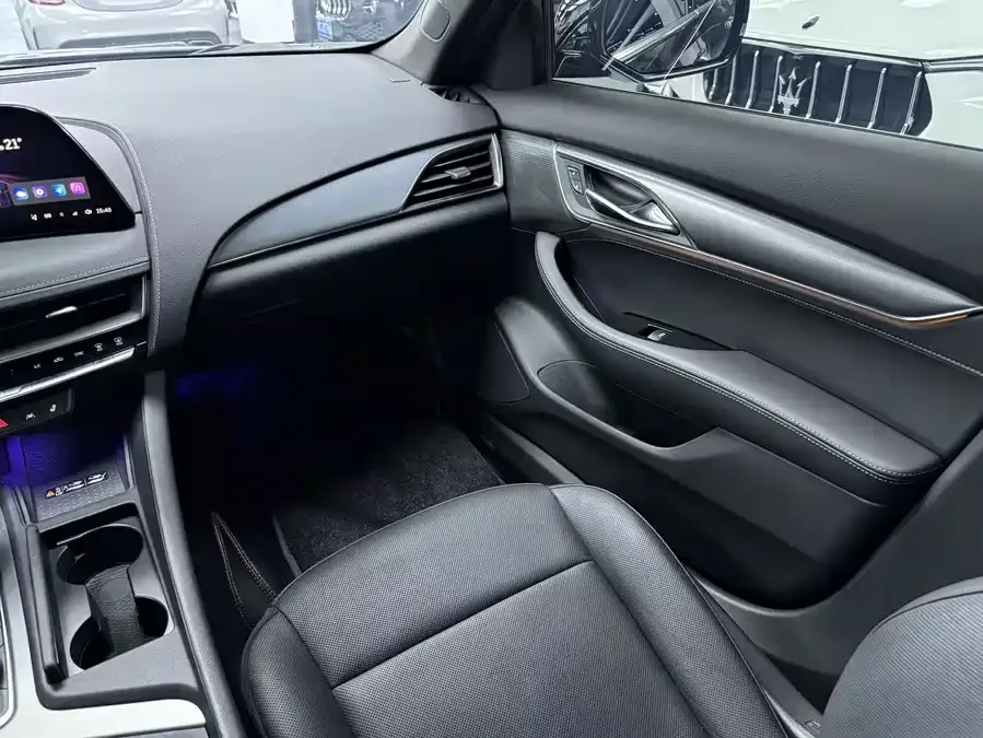 Cadillac CT5 2024 28T Luxury Pro 2024 — миниатюра 3
