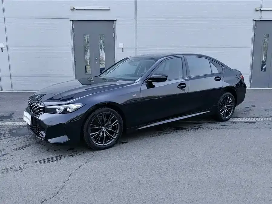 BMW 3 Series 2025