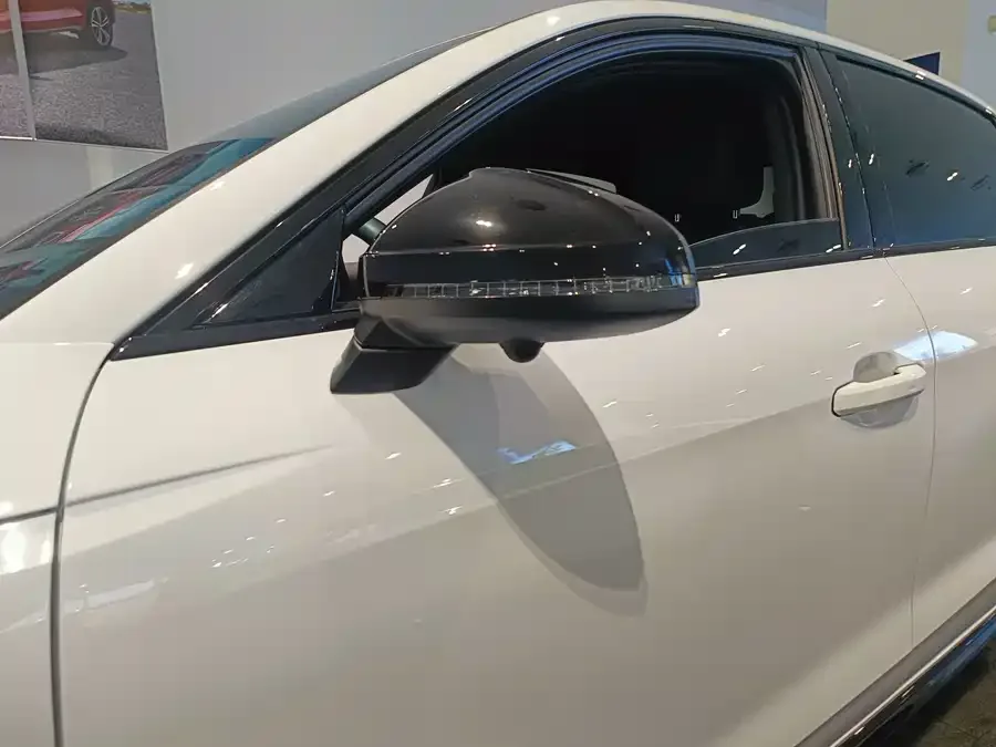 Audi a4 l 2024 40 TFSI luxury and dynamic model 2024 — миниатюра 3