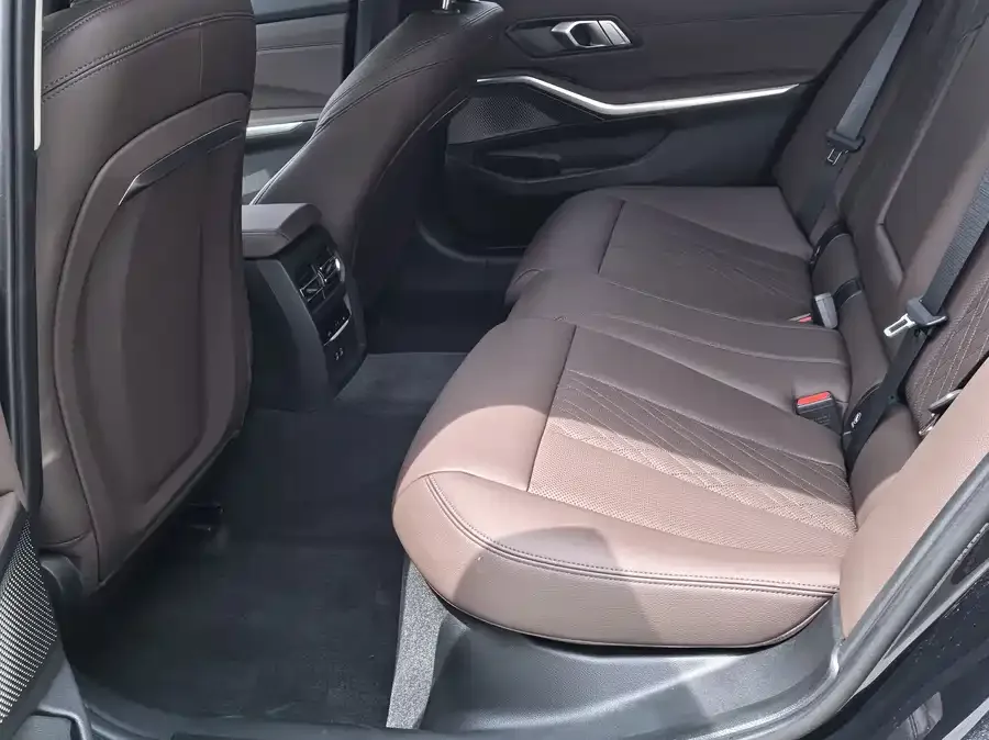 BMW 3 Series BMW 3 Series 2023 320Li M Sport Package 2023 — миниатюра 2