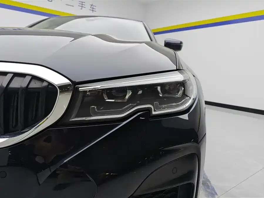 BMW 3 Series BMW 3 Series 2022 facelift 325i M Sport package 2022 — миниатюра 2