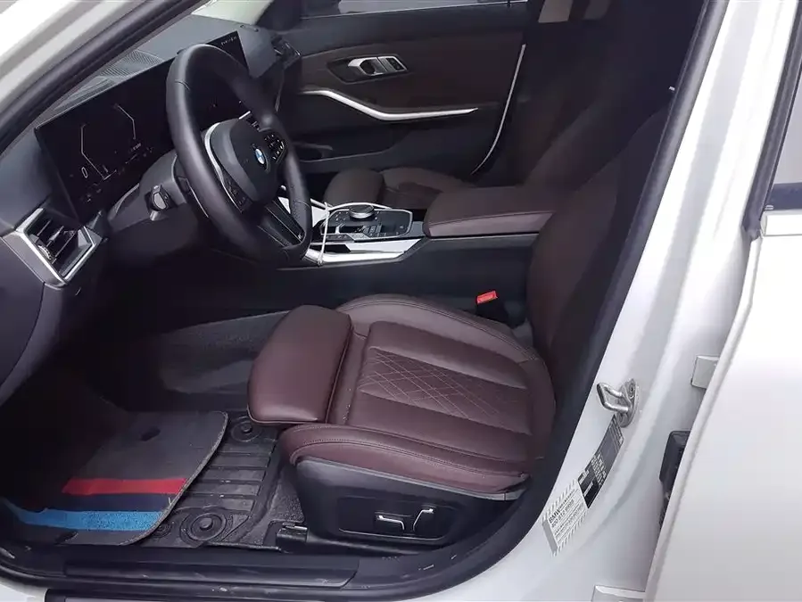 BMW 3 Series BMW 3 Series 2024 320Li M Sport Package 2024 — миниатюра 3