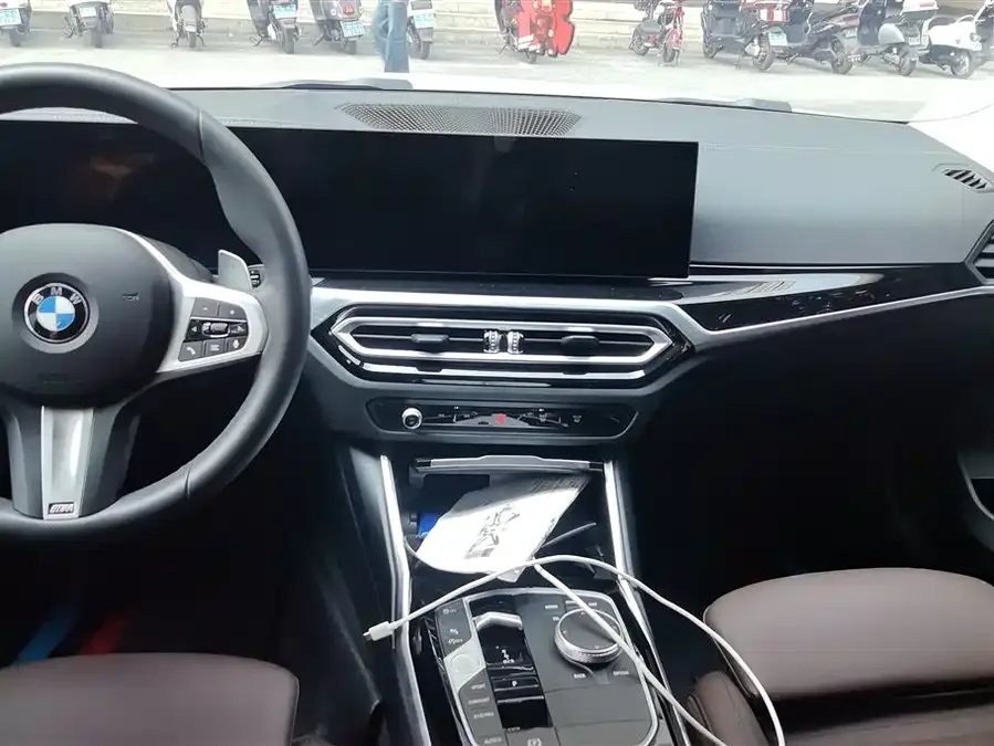 BMW 3 Series BMW 3 Series 2024 320Li M Sport Package 2024 — миниатюра 4