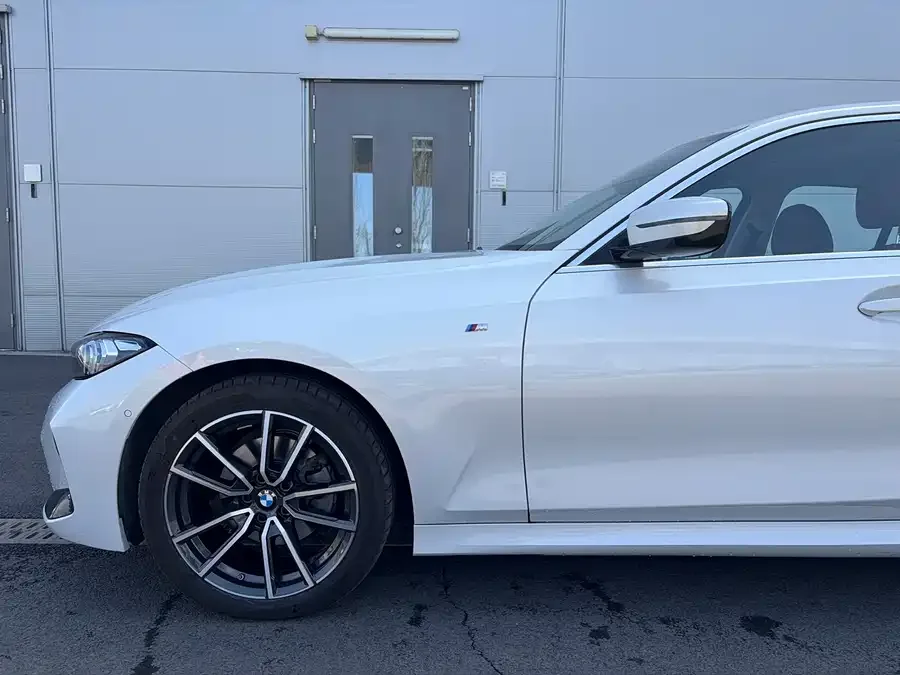 BMW 3 Series BMW 3 Series 2025 325i M Sport Package 2025 — миниатюра 4