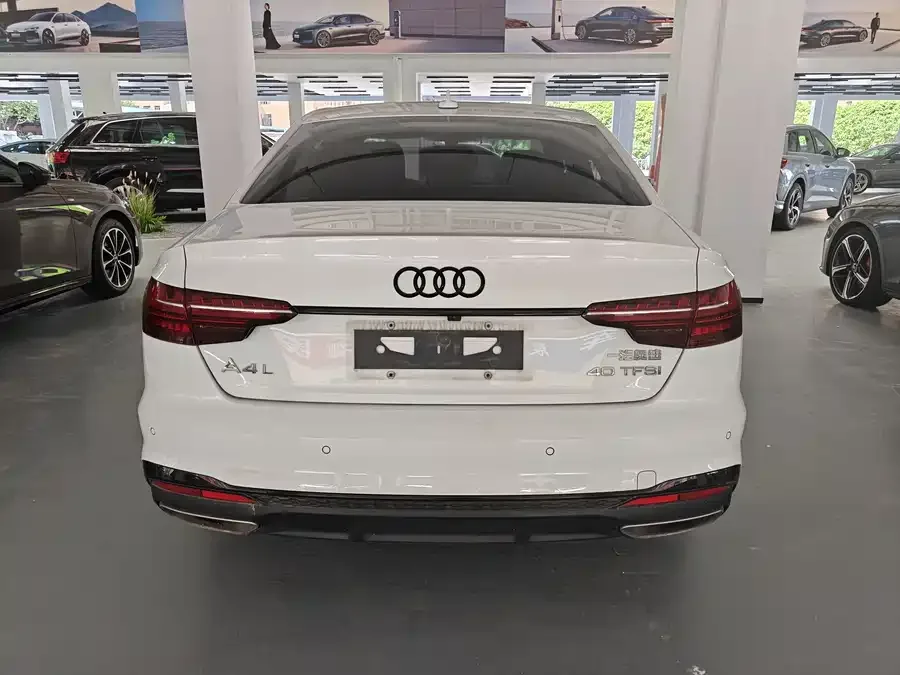 Audi a4 l 2022 40 TFSI luxury and dynamic model 2023 — миниатюра 2