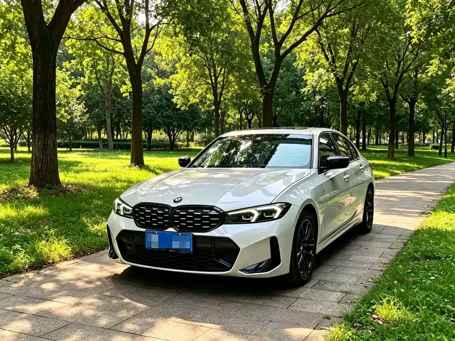BMW 3 Series 2023