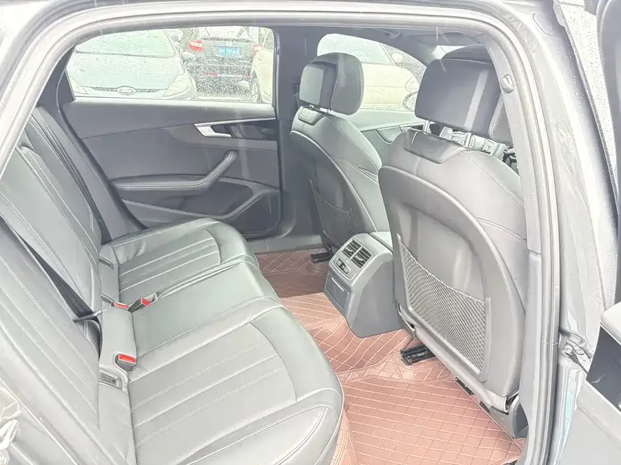 Audi a4 l 2023 40 TFSI luxury and dynamic model 2023 — миниатюра 3