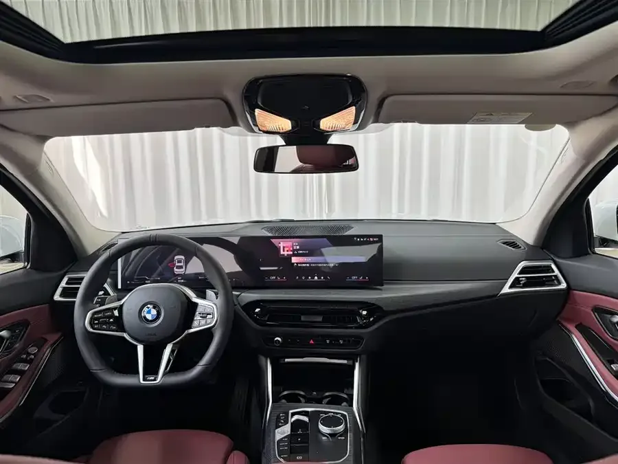BMW 3 Series 2026 BMW 3 Series 325Li M Sport Package 2026 — миниатюра 4
