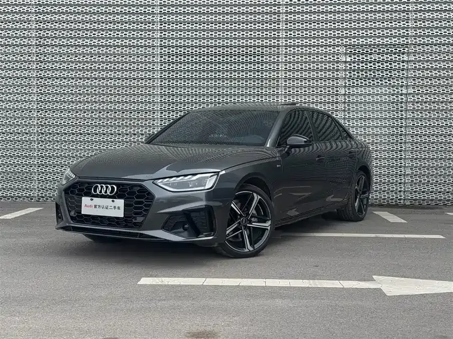 Audi a4 l 2025