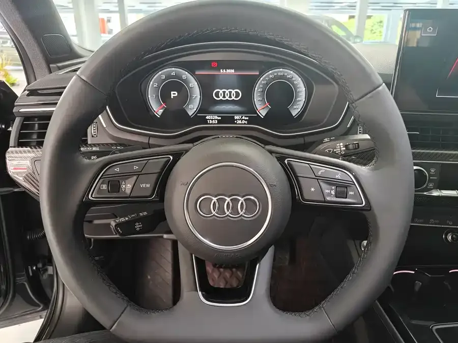 Audi a4 l 2022 45 TFSI quattro premium dynamic model 2023 — миниатюра 5