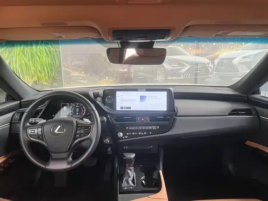 Lexus ES 2023 200 Excellence Edition 2024 — миниатюра 5