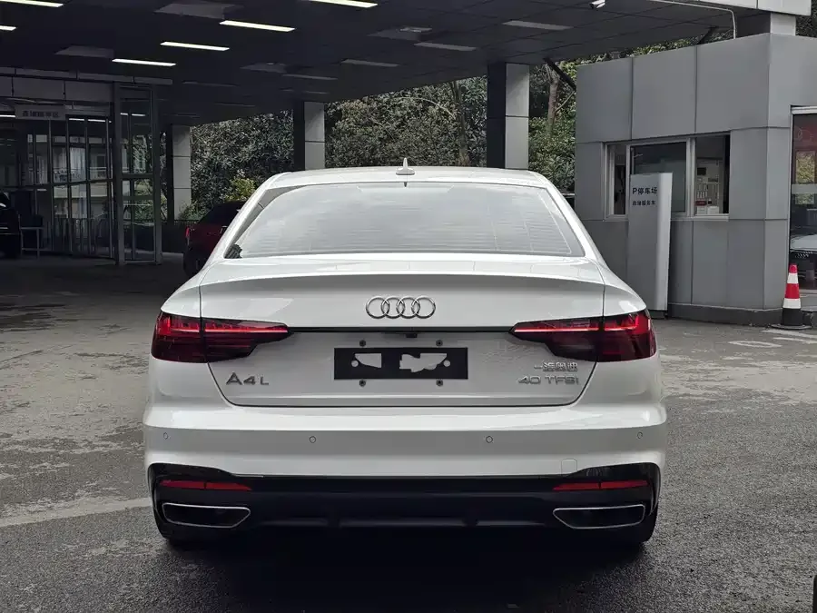 Audi a4 l 2023 40 TFSI luxury and dynamic model 2023 — миниатюра 2