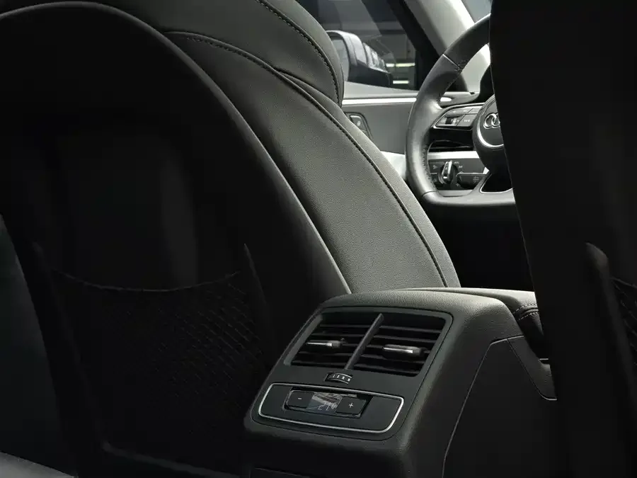Audi a4 l 2023 40 TFSI luxury and dynamic model 2023 — миниатюра 4