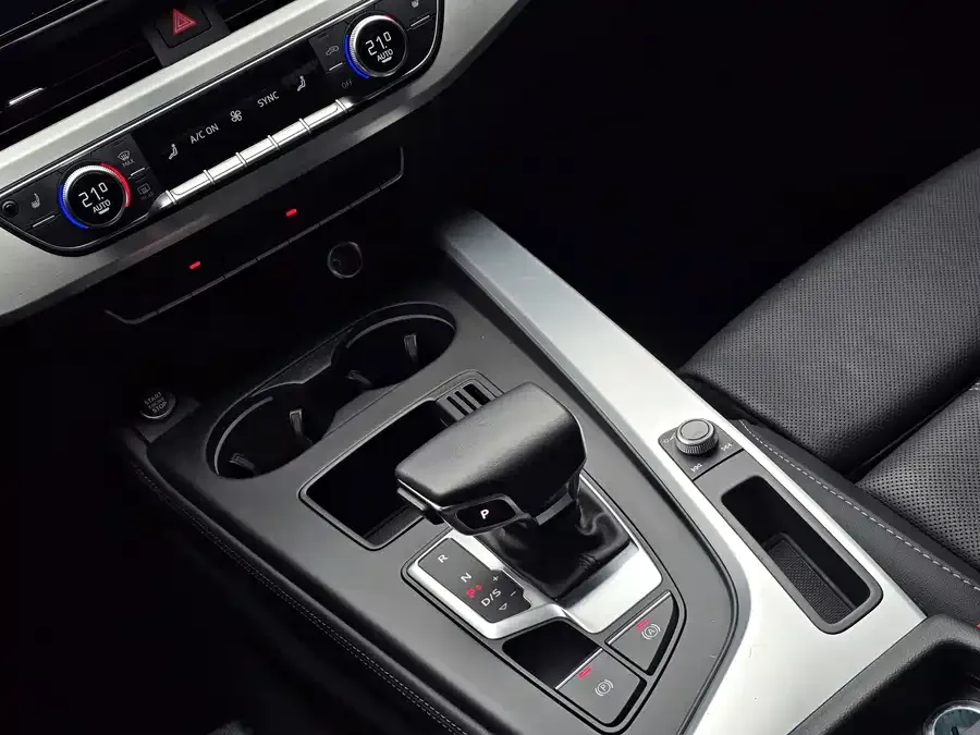 Audi a4 l 2023 40 TFSI luxury and dynamic model 2023 — миниатюра 5