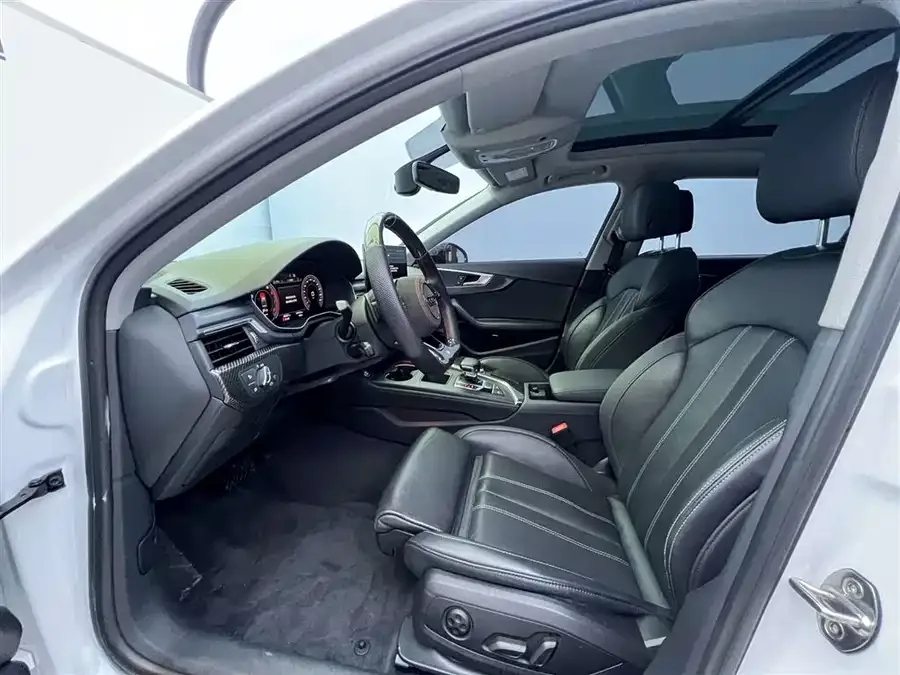 Audi a4 l 2022 40 TFSI luxury and dynamic model 2022 — миниатюра 5