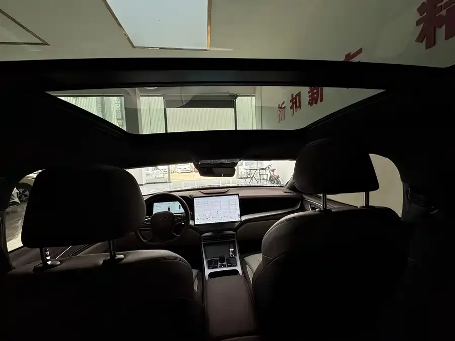 BYD seal 07 DM-i Haibao 07 DM-i 2025 Intelligent Driving Edition DM-i 1.5L 125km Luxury Edition 2025 — миниатюра 4