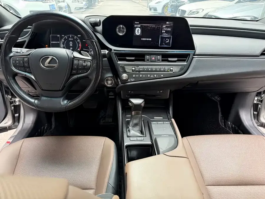 Lexus ES 2021 200 Excellence Edition 2022 — миниатюра 5