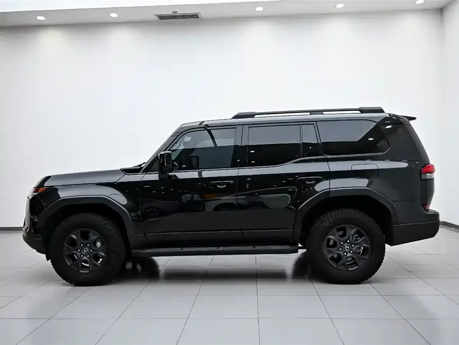 Lexus GX 2024 Overtrail Peak Edition 2025 — миниатюра 2