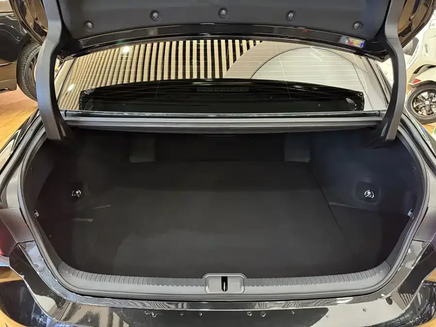 Lexus ES 2025 200 Premium Edition 2025 — миниатюра 4