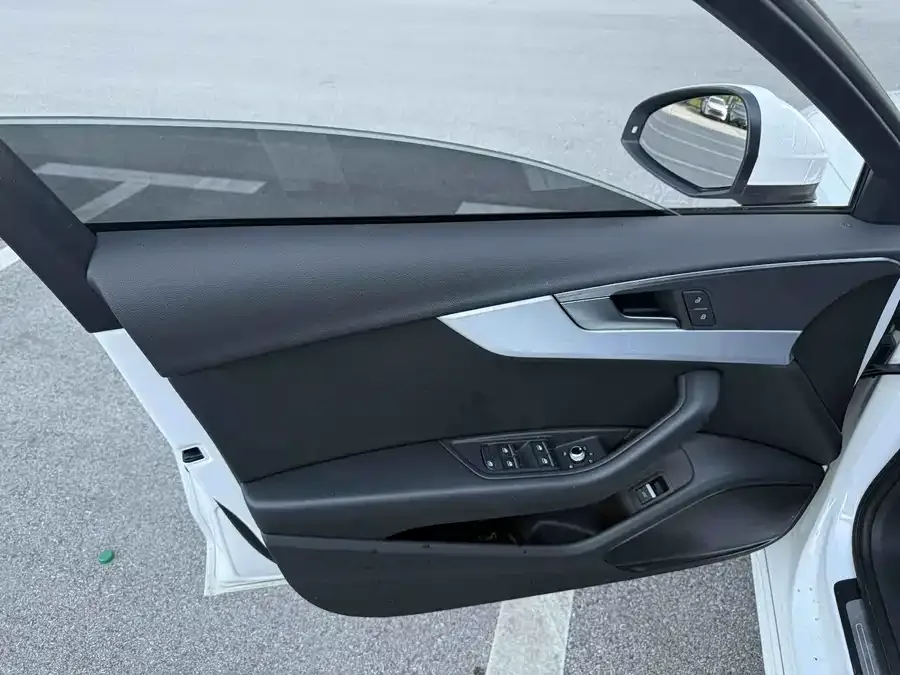 Audi a4 l 2022 40 TFSI Fashion Dynamic Edition 2022 — миниатюра 2