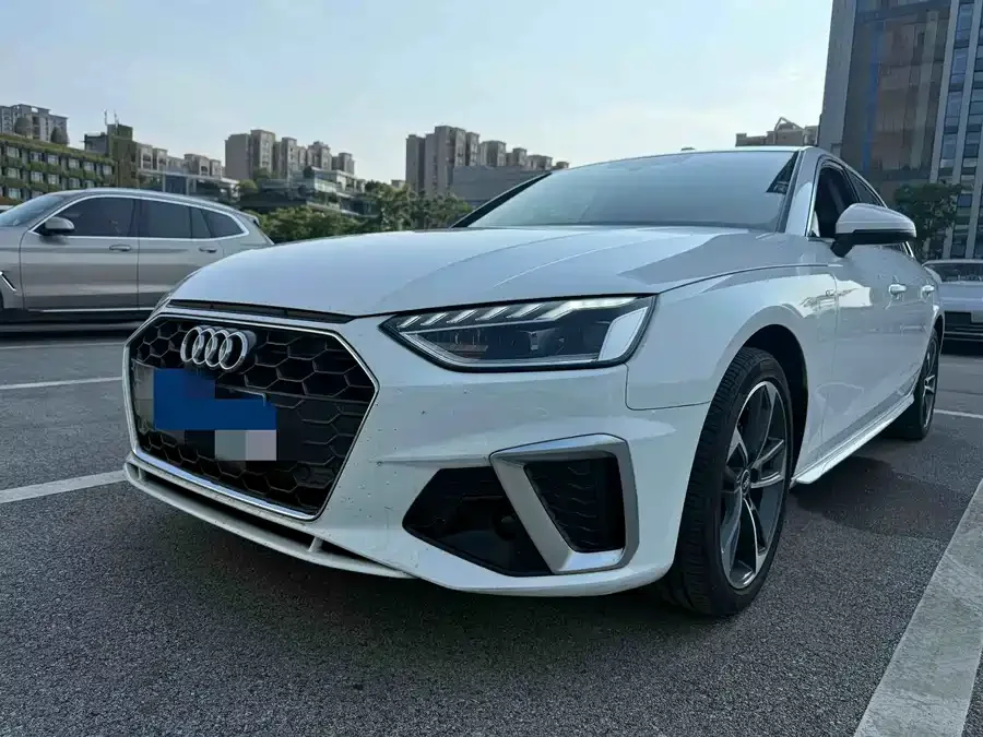 Audi a4 l 2022