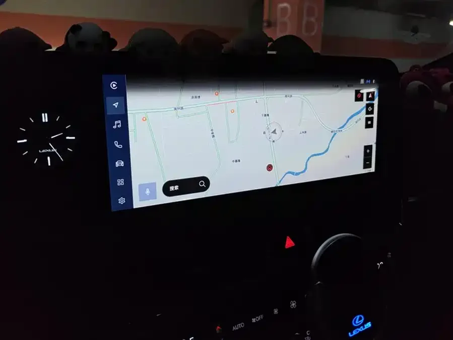 Lexus ES 2023 200 Excellence Edition 2023 — миниатюра 4