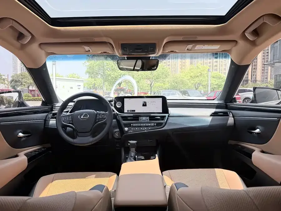 Lexus ES 2022 200 Excellence Edition 2024 — миниатюра 3