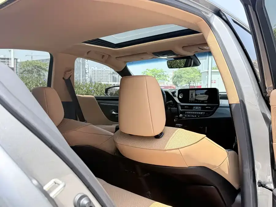 Lexus ES 2022 200 Excellence Edition 2024 — миниатюра 5