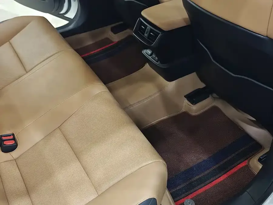 Lexus ES 2023 200 Excellence Edition 2024 — миниатюра 5