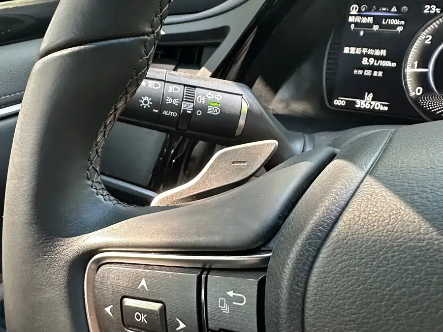 Lexus ES 2022 200 Excellence Edition 2023 — миниатюра 5
