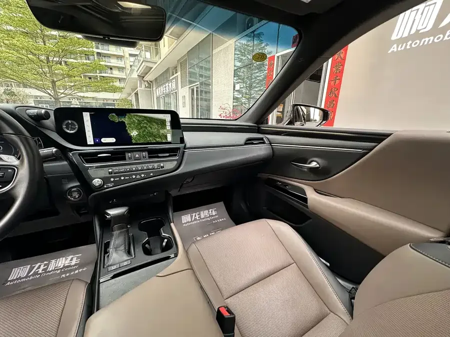 Lexus ES 2023 200 Excellence Edition 2024 — миниатюра 5