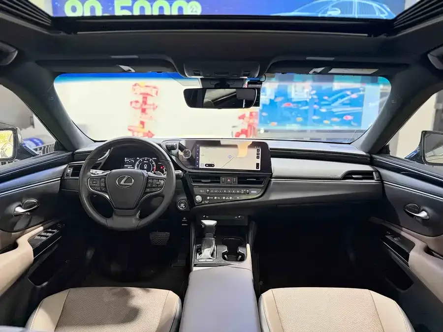 Lexus ES 2022 200 Excellence Edition 2023 — миниатюра 2