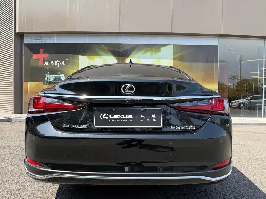 Lexus ES 2023 200 Excellence Edition 2024 — миниатюра 3
