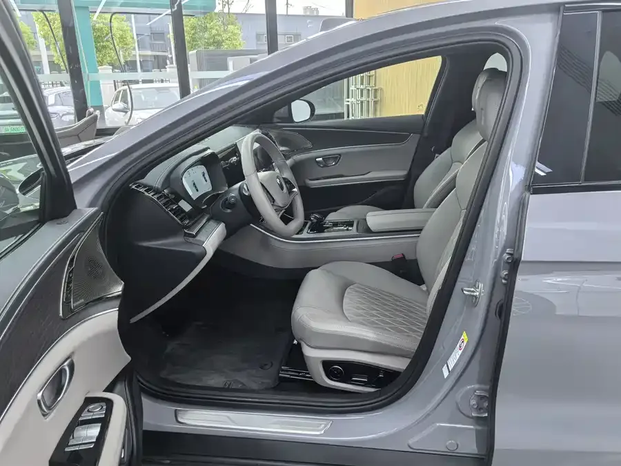 BYD Second-hand Han 2025 DM-i 125KM LiDAR Intelligent Driving Model 2024 — миниатюра 3
