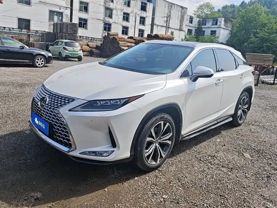Lexus RX 2022