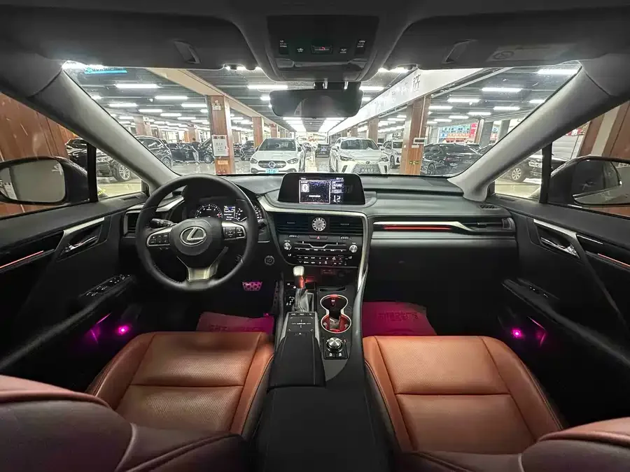 Lexus RX 2020 facelift 300 two-wheel drive elite version 2022 — миниатюра 4