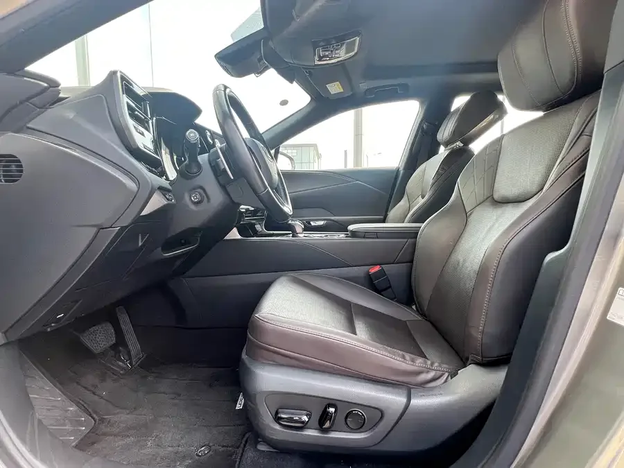 Lexus RX 2023 350h 4WD Pure Edition 2023 — миниатюра 4