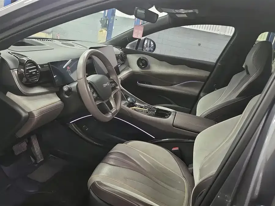 BYD frigate 07 Frigate 07 2024 Glory Edition DM-i 205KM Flagship 2024 — миниатюра 3