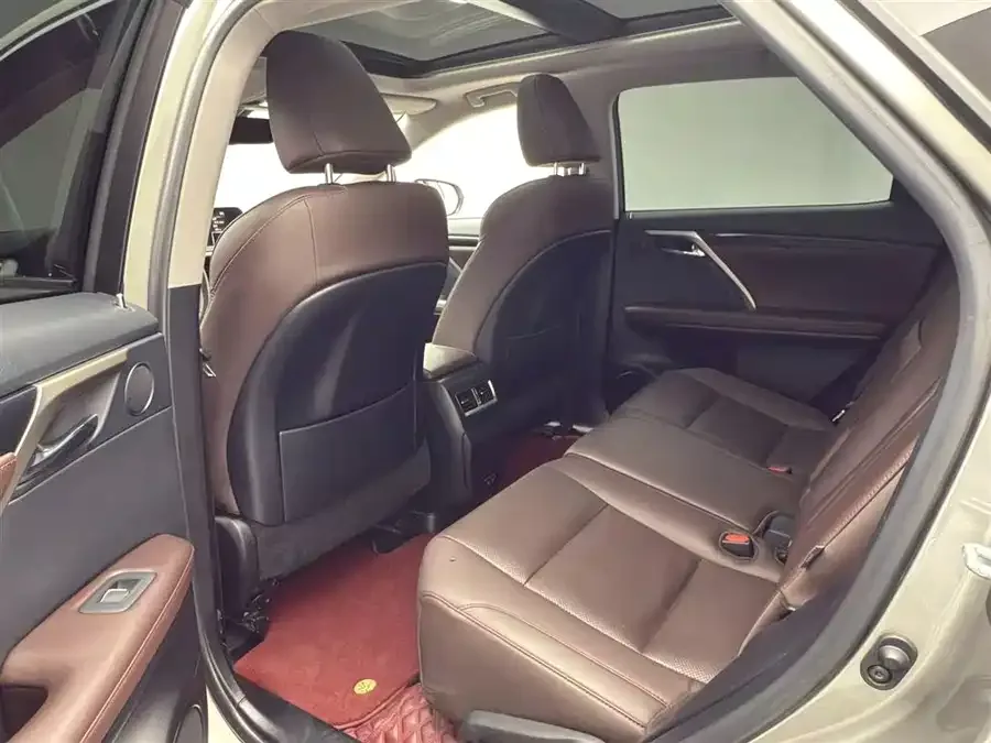 Lexus RX 2020 facelift 300 four-wheel drive elegant version 2022 — миниатюра 3