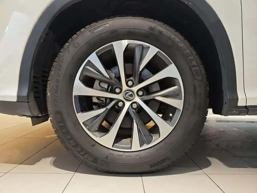 Lexus RX 2020 300 two-wheel drive elite version China VI 2022 — миниатюра 2