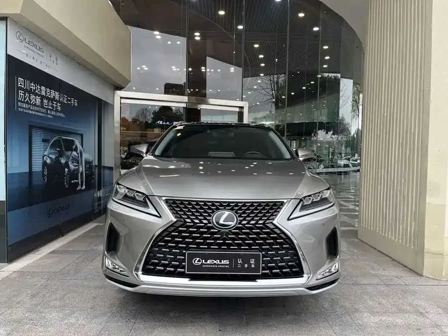 Lexus RX 2020 facelift 300 four-wheel drive elegant version 2022 — фото 1, купить с доставкой в Москву