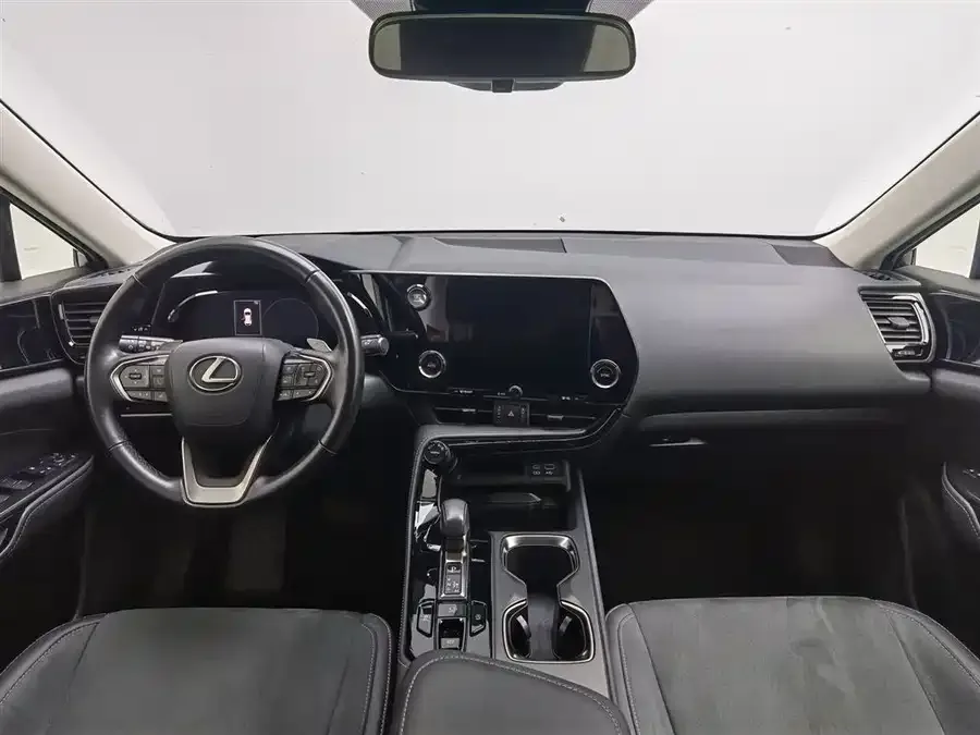 Lexus NX 2022 260 front-wheel drive Chuangchi version 2022 — миниатюра 2