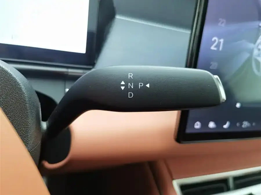BYD Tang L Tang L 2025 EV 600km Four-wheel Drive LiDAR Flagship Model 2025 — миниатюра 4