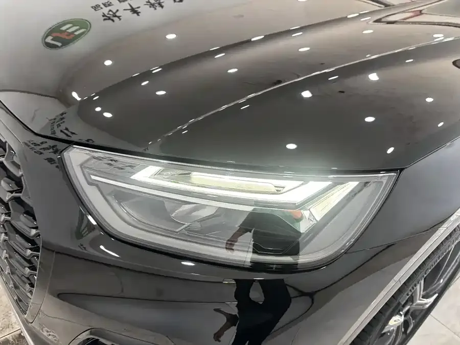 Audi Q5L Sportback 2025 quattro 45th Anniversary Edition 40 TFSI Luxury 2026 — миниатюра 3
