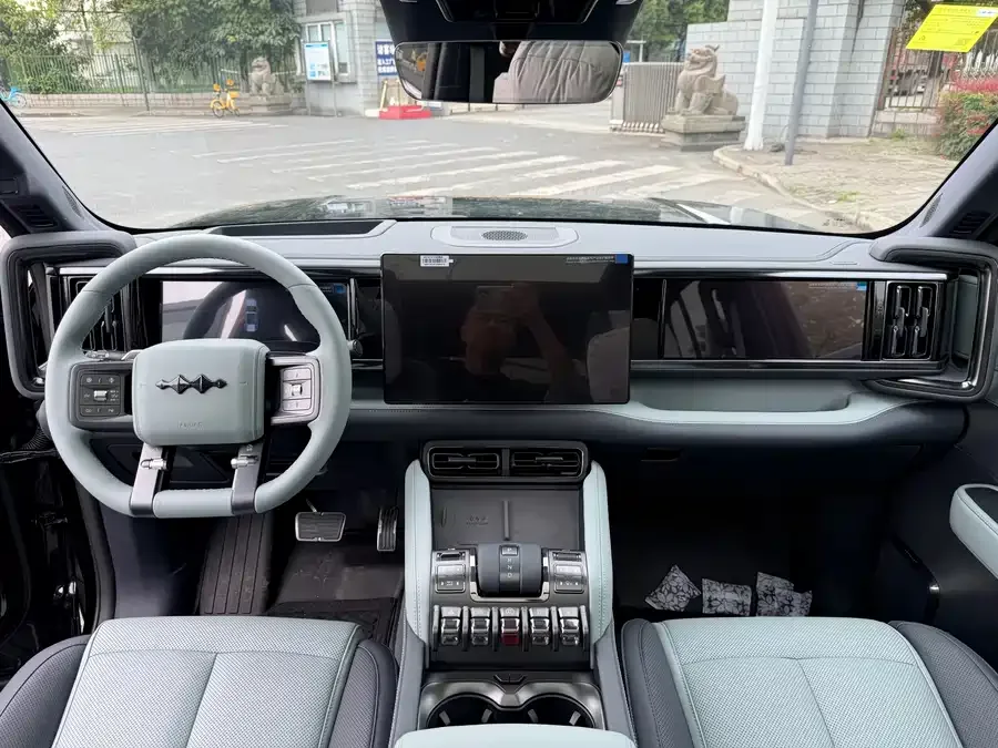 BYD Leopard Leopard 5 Leopard 5 2025 210KM Cloud Chariot God Ultra Edition 2026 — миниатюра 4