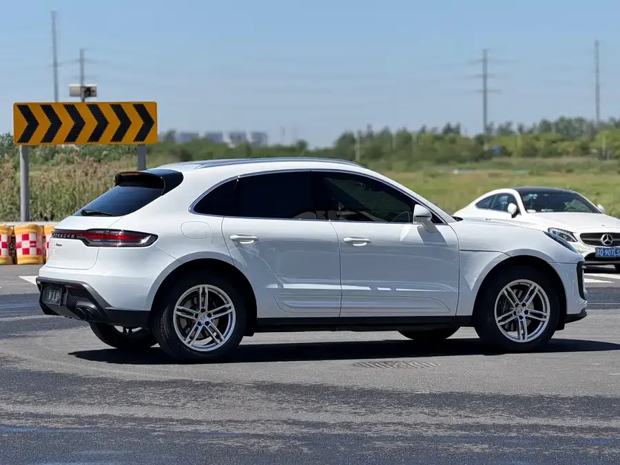 Porsche Macan Macan 2022 Macan 2.0T 2022 — миниатюра 5