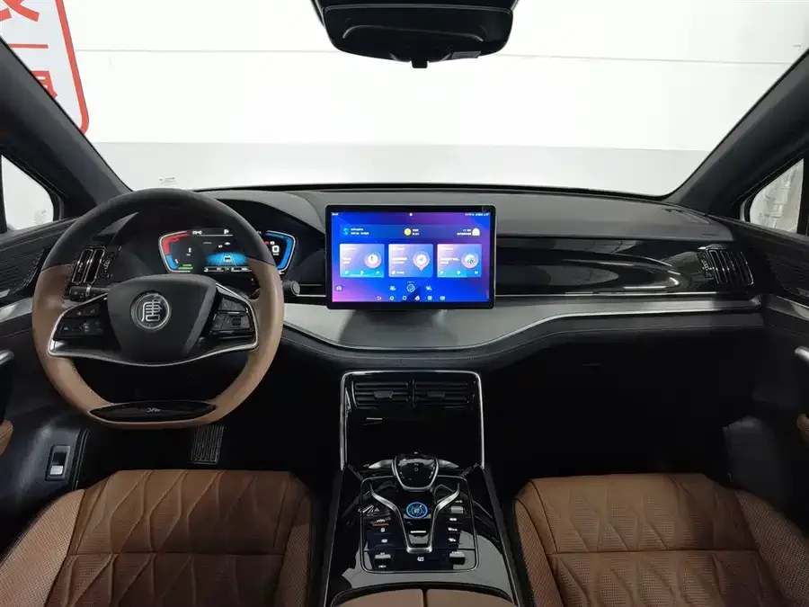 BYD Tang New Energy Tang New Energy 2021 DM-i 112KM Premium Edition 2022 — миниатюра 2