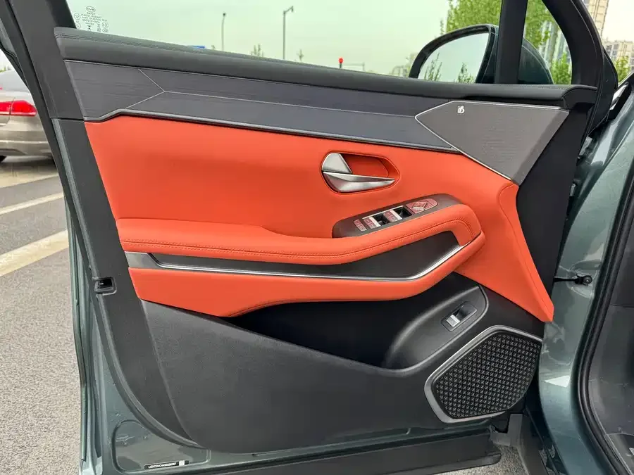 BYD Tang L Tang L 2025 DM 175KM UAV Player Edition 2025 — миниатюра 3
