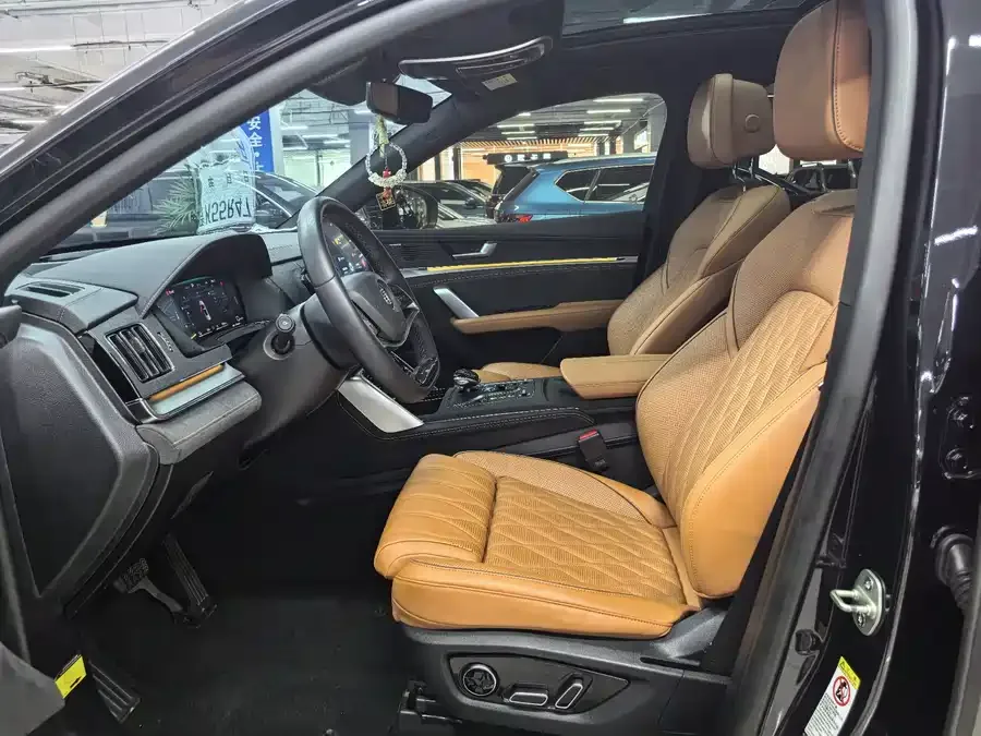 BYD Tang New Energy Tang New Energy 2023 DM-i Champion Edition 112KM Premium Edition 2023 — миниатюра 2